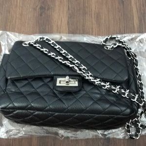 Black shoulder or crossbody Bag